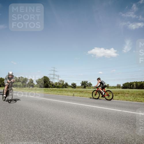 07.09.2025 - 19. Norderstedt Triathlon Michael Burmester http://msf.ph/oto/8852192 07.09.2025 14:32:57 Radfahren 983, 1508 meine-sportfotos.de