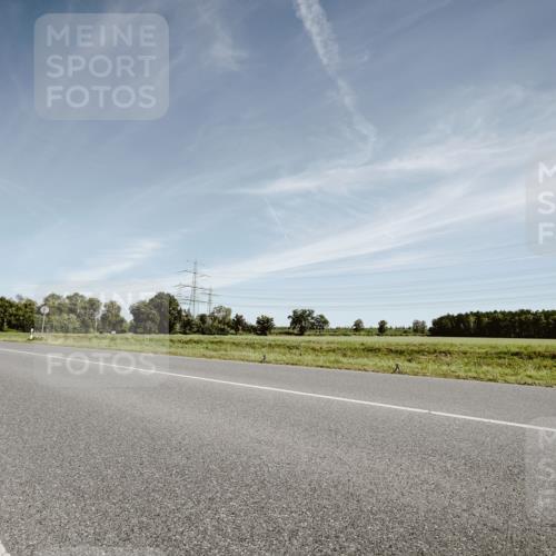 07.09.2025 - 19. Norderstedt Triathlon Michael Burmester http://msf.ph/oto/8852194 07.09.2025 11:31:42 Radfahren 710 meine-sportfotos.de