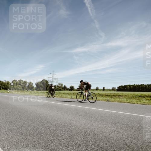07.09.2025 - 19. Norderstedt Triathlon Michael Burmester http://msf.ph/oto/8852205 07.09.2025 11:32:00 Radfahren  meine-sportfotos.de