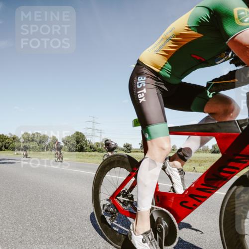 07.09.2025 - 19. Norderstedt Triathlon Michael Burmester http://msf.ph/oto/8852242 07.09.2025 14:33:21 Radfahren 438, 442, 1004, 1502 meine-sportfotos.de