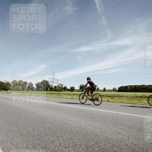 07.09.2025 - 19. Norderstedt Triathlon Michael Burmester http://msf.ph/oto/8852244 07.09.2025 11:32:38 Radfahren  meine-sportfotos.de