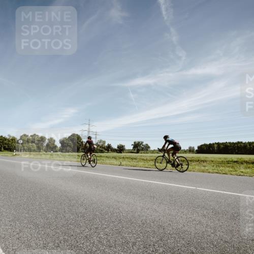 07.09.2025 - 19. Norderstedt Triathlon Michael Burmester http://msf.ph/oto/8852247 07.09.2025 11:32:39 Radfahren 1181 meine-sportfotos.de
