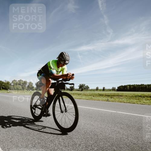 07.09.2025 - 19. Norderstedt Triathlon Michael Burmester http://msf.ph/oto/8852264 07.09.2025 11:32:53 Radfahren 770 meine-sportfotos.de