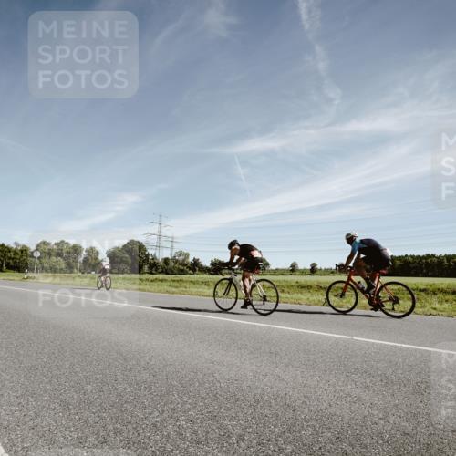 07.09.2025 - 19. Norderstedt Triathlon Michael Burmester http://msf.ph/oto/8852271 07.09.2025 11:32:55 Radfahren 770 meine-sportfotos.de
