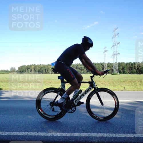 07.09.2025 - 19. Norderstedt Triathlon Michael Burmester http://msf.ph/oto/8852274 07.09.2025 15:51:00 Radfahren 527, 1043, 1442 meine-sportfotos.de