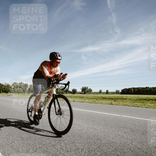 07.09.2025 - 19. Norderstedt Triathlon Michael Burmester http://msf.ph/oto/8852295 07.09.2025 11:33:16 Radfahren 1340 meine-sportfotos.de