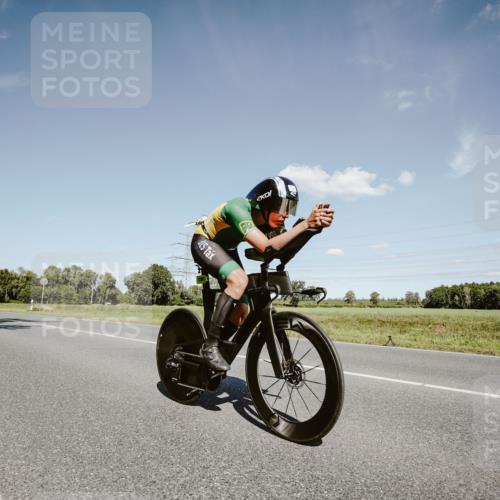 07.09.2025 - 19. Norderstedt Triathlon Michael Burmester http://msf.ph/oto/8852297 07.09.2025 14:33:54 Radfahren 369, 455, 1505 meine-sportfotos.de