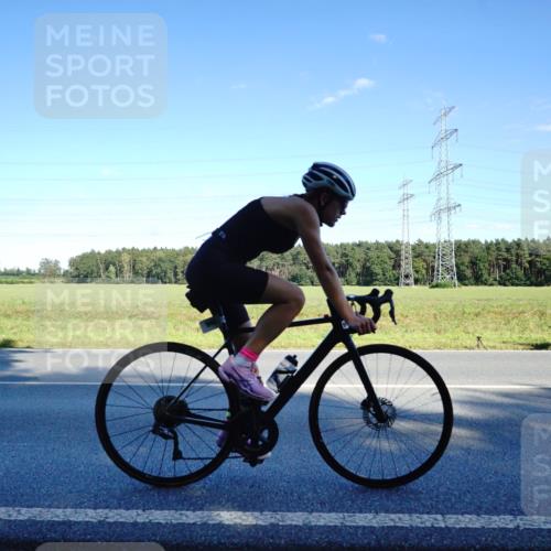07.09.2025 - 19. Norderstedt Triathlon Michael Burmester http://msf.ph/oto/8852303 07.09.2025 15:51:19 Radfahren 940, 1076, 1606 meine-sportfotos.de