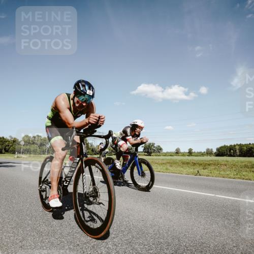 07.09.2025 - 19. Norderstedt Triathlon Michael Burmester http://msf.ph/oto/8852325 07.09.2025 14:34:06 Radfahren 962, 985, 997, 1039 meine-sportfotos.de