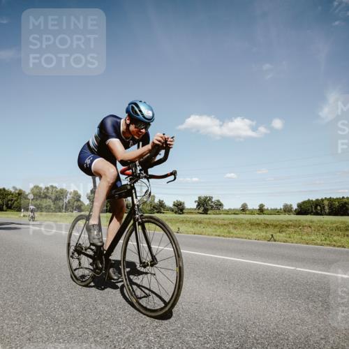 07.09.2025 - 19. Norderstedt Triathlon Michael Burmester http://msf.ph/oto/8852339 07.09.2025 14:34:13 Radfahren 1511 meine-sportfotos.de