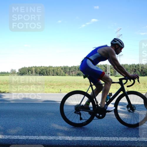 07.09.2025 - 19. Norderstedt Triathlon Michael Burmester http://msf.ph/oto/8852354 07.09.2025 15:51:43 Radfahren 390, 538, 550, 1058, 1060, 1088, 1090, 1446, 1530, 1565, 1595 meine-sportfotos.de