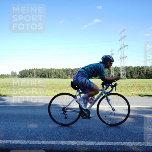 07.09.2025 - 19. Norderstedt Triathlon Michael Burmester http://msf.ph/oto/8852359 07.09.2025 15:51:46 Radfahren 550, 1077, 1413, 1432, 1595 meine-sportfotos.de