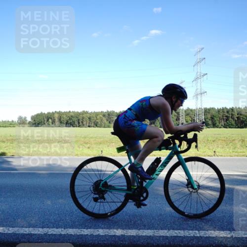 07.09.2025 - 19. Norderstedt Triathlon Michael Burmester http://msf.ph/oto/8852375 07.09.2025 15:51:57 Radfahren 408, 918, 1074, 1075, 1079, 1087, 1100, 1570 meine-sportfotos.de