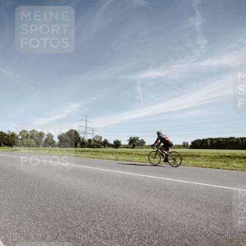 07.09.2025 - 19. Norderstedt Triathlon Michael Burmester http://msf.ph/oto/8852379 07.09.2025 11:34:10 Radfahren  meine-sportfotos.de