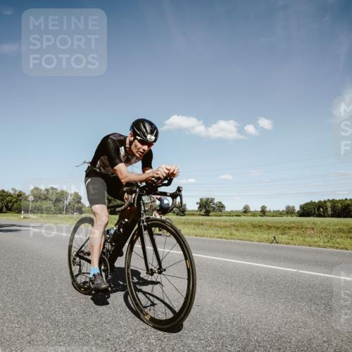 07.09.2025 - 19. Norderstedt Triathlon Michael Burmester http://msf.ph/oto/8852391 07.09.2025 14:34:55 Radfahren 417, 447, 965, 978 meine-sportfotos.de