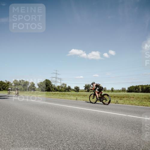 07.09.2025 - 19. Norderstedt Triathlon Michael Burmester http://msf.ph/oto/8852406 07.09.2025 14:35:02 Radfahren 377, 1497 meine-sportfotos.de