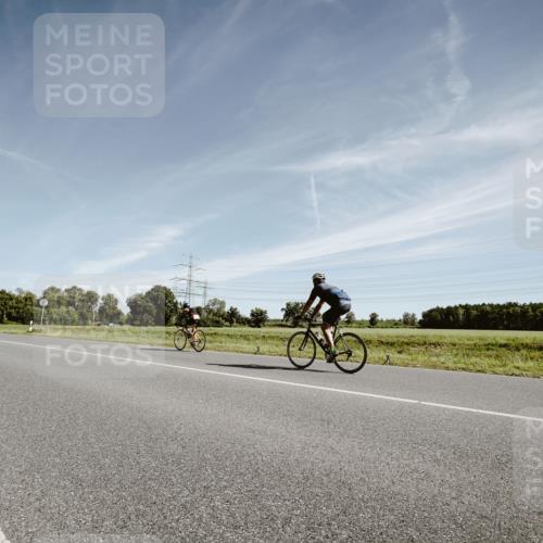 07.09.2025 - 19. Norderstedt Triathlon Michael Burmester http://msf.ph/oto/8852411 07.09.2025 11:34:30 Radfahren 833 meine-sportfotos.de