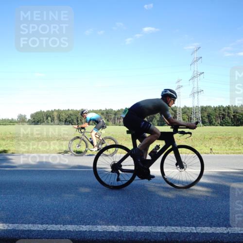 07.09.2025 - 19. Norderstedt Triathlon Michael Burmester http://msf.ph/oto/8852426 07.09.2025 15:52:15 Radfahren 487, 499, 509, 942, 1092, 1097, 1448, 1464 meine-sportfotos.de