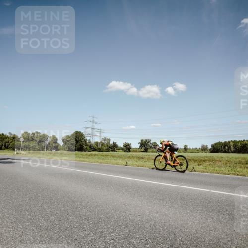 07.09.2025 - 19. Norderstedt Triathlon Michael Burmester http://msf.ph/oto/8852441 07.09.2025 14:35:23 Radfahren  meine-sportfotos.de