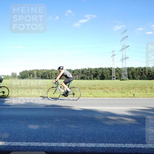 07.09.2025 - 19. Norderstedt Triathlon Michael Burmester http://msf.ph/oto/8852484 07.09.2025 15:52:51 Radfahren 956, 1586 meine-sportfotos.de