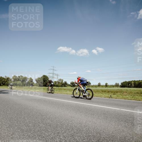 07.09.2025 - 19. Norderstedt Triathlon Michael Burmester http://msf.ph/oto/8852494 07.09.2025 14:35:44 Radfahren 958 meine-sportfotos.de