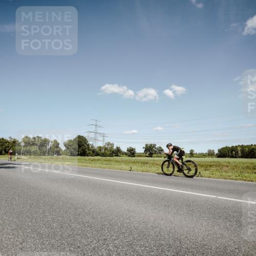 07.09.2025 - 19. Norderstedt Triathlon Michael Burmester http://msf.ph/oto/8852508 07.09.2025 14:35:51 Radfahren 1029 meine-sportfotos.de