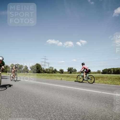 07.09.2025 - 19. Norderstedt Triathlon Michael Burmester http://msf.ph/oto/8852512 07.09.2025 14:35:56 Radfahren 465, 1017, 1500 meine-sportfotos.de