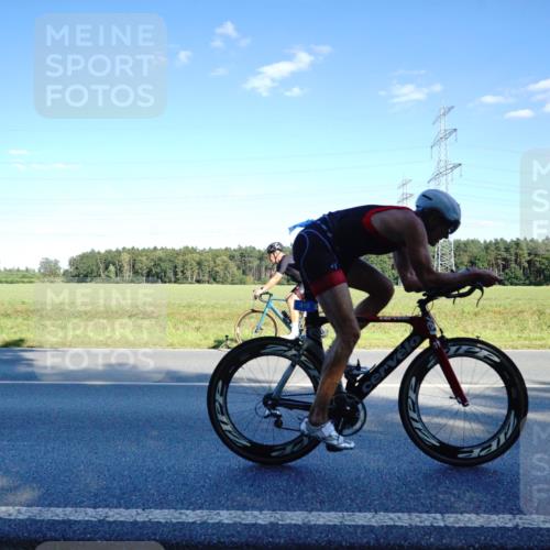 07.09.2025 - 19. Norderstedt Triathlon Michael Burmester http://msf.ph/oto/8852537 07.09.2025 15:53:17 Radfahren 415, 496, 497, 524, 886, 890, 1537 meine-sportfotos.de