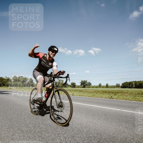 07.09.2025 - 19. Norderstedt Triathlon Michael Burmester http://msf.ph/oto/8852550 07.09.2025 14:36:14 Radfahren 361, 968 meine-sportfotos.de
