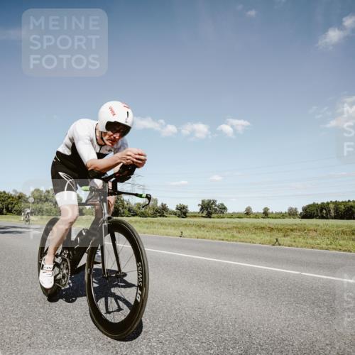 07.09.2025 - 19. Norderstedt Triathlon Michael Burmester http://msf.ph/oto/8852557 07.09.2025 14:36:17 Radfahren 361, 968 meine-sportfotos.de