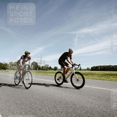 07.09.2025 - 19. Norderstedt Triathlon Michael Burmester http://msf.ph/oto/8852559 07.09.2025 11:36:29 Radfahren 1164, 1320, 1368, 1372 meine-sportfotos.de