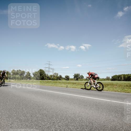 07.09.2025 - 19. Norderstedt Triathlon Michael Burmester http://msf.ph/oto/8852564 07.09.2025 14:36:26 Radfahren 410, 1478 meine-sportfotos.de