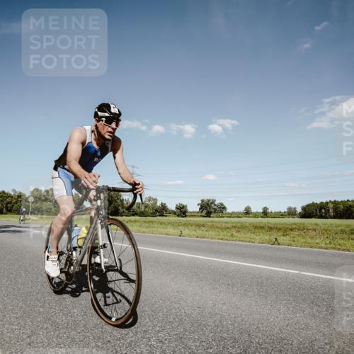 07.09.2025 - 19. Norderstedt Triathlon Michael Burmester http://msf.ph/oto/8852595 07.09.2025 14:36:50 Radfahren 1510 meine-sportfotos.de