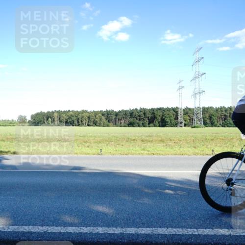 07.09.2025 - 19. Norderstedt Triathlon Michael Burmester http://msf.ph/oto/8852596 07.09.2025 15:53:54 Radfahren 493, 542, 873, 889, 931, 952, 955, 1053, 1083, 1091, 1553, 1577 meine-sportfotos.de