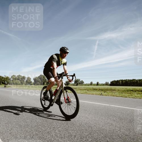 07.09.2025 - 19. Norderstedt Triathlon Michael Burmester http://msf.ph/oto/8852597 07.09.2025 11:37:02 Radfahren 138, 763, 1152 meine-sportfotos.de