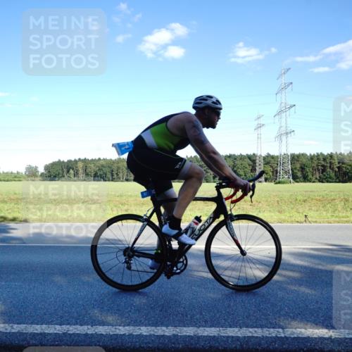 07.09.2025 - 19. Norderstedt Triathlon Michael Burmester http://msf.ph/oto/8852603 07.09.2025 15:53:58 Radfahren 871, 873, 1083, 1554, 1619 meine-sportfotos.de