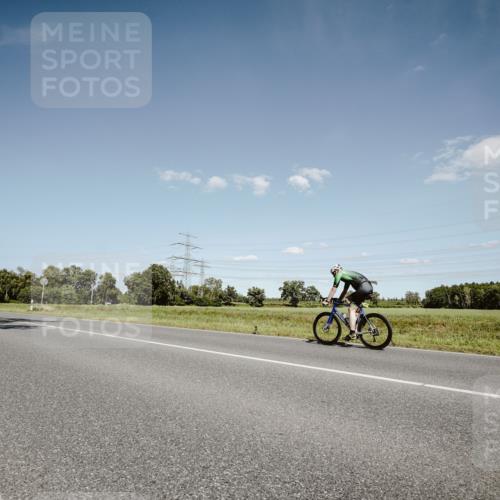 07.09.2025 - 19. Norderstedt Triathlon Michael Burmester http://msf.ph/oto/8852619 07.09.2025 14:37:02 Radfahren 445, 908, 1481 meine-sportfotos.de