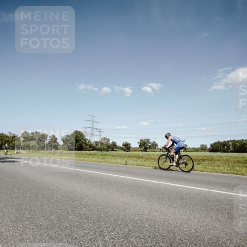 07.09.2025 - 19. Norderstedt Triathlon Michael Burmester http://msf.ph/oto/8852627 07.09.2025 14:37:05 Radfahren 979, 1430, 1431, 1481 meine-sportfotos.de