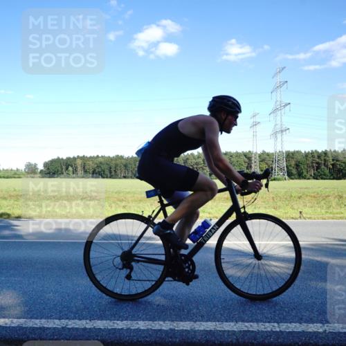 07.09.2025 - 19. Norderstedt Triathlon Michael Burmester http://msf.ph/oto/8852633 07.09.2025 15:54:11 Radfahren 544, 1046, 1411, 1561 meine-sportfotos.de