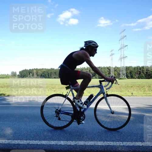 07.09.2025 - 19. Norderstedt Triathlon Michael Burmester http://msf.ph/oto/8852635 07.09.2025 15:54:12 Radfahren 544, 1411, 1561, 1592 meine-sportfotos.de