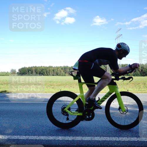 07.09.2025 - 19. Norderstedt Triathlon Michael Burmester http://msf.ph/oto/8852647 07.09.2025 15:54:21 Radfahren 1107, 1618 meine-sportfotos.de