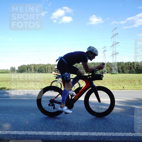 07.09.2025 - 19. Norderstedt Triathlon Michael Burmester http://msf.ph/oto/8852651 07.09.2025 15:54:25 Radfahren 902, 1460, 1534, 1618 meine-sportfotos.de