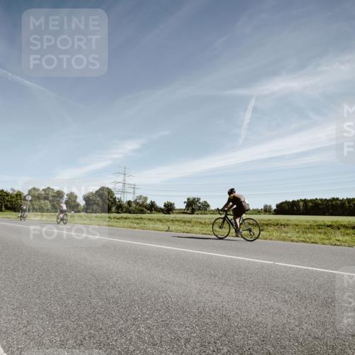 07.09.2025 - 19. Norderstedt Triathlon Michael Burmester http://msf.ph/oto/8852654 07.09.2025 11:37:32 Radfahren 149, 278 meine-sportfotos.de