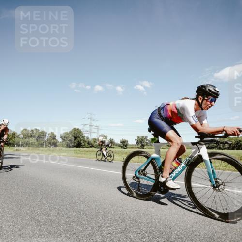 07.09.2025 - 19. Norderstedt Triathlon Michael Burmester http://msf.ph/oto/8852670 07.09.2025 14:37:26 Radfahren 469, 472, 475, 1453, 1469, 1470 meine-sportfotos.de