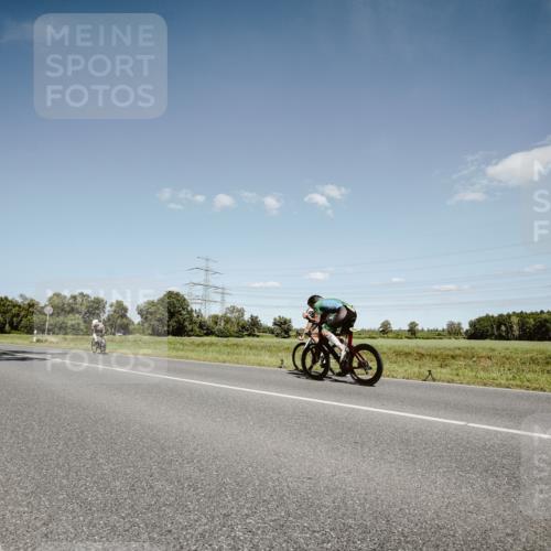 07.09.2025 - 19. Norderstedt Triathlon Michael Burmester http://msf.ph/oto/8852676 07.09.2025 14:37:27 Radfahren 469, 472, 475, 1453, 1469, 1470 meine-sportfotos.de