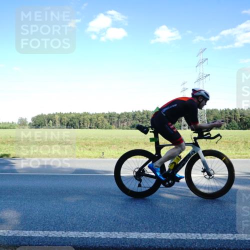 07.09.2025 - 19. Norderstedt Triathlon Michael Burmester http://msf.ph/oto/8852677 07.09.2025 15:54:32 Radfahren 521, 546, 903, 1443, 1630 meine-sportfotos.de