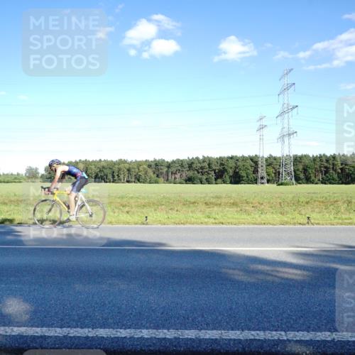 07.09.2025 - 19. Norderstedt Triathlon Michael Burmester http://msf.ph/oto/8852682 07.09.2025 15:54:34 Radfahren 521, 546, 903, 1630 meine-sportfotos.de