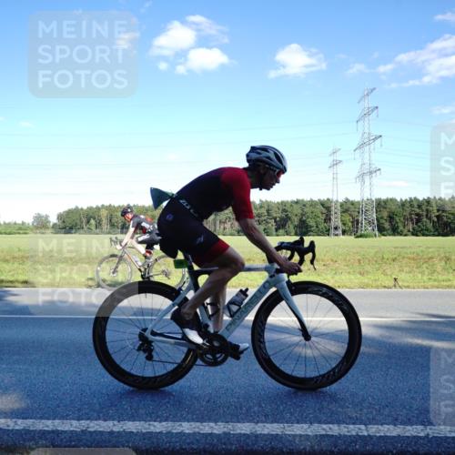 07.09.2025 - 19. Norderstedt Triathlon Michael Burmester http://msf.ph/oto/8852691 07.09.2025 15:54:43 Radfahren 1061 meine-sportfotos.de