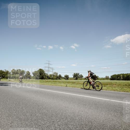07.09.2025 - 19. Norderstedt Triathlon Michael Burmester http://msf.ph/oto/8852711 07.09.2025 14:37:44 Radfahren 443 meine-sportfotos.de
