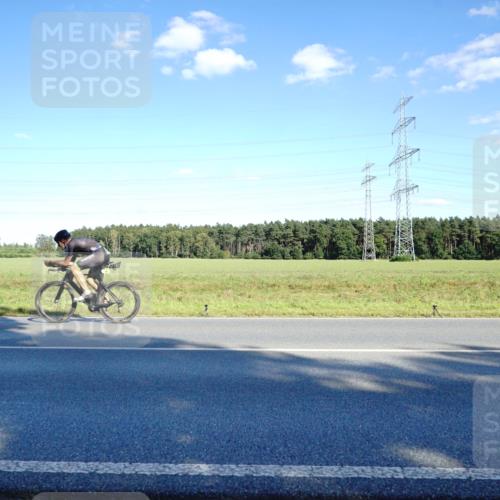 07.09.2025 - 19. Norderstedt Triathlon Michael Burmester http://msf.ph/oto/8852712 07.09.2025 15:54:59 Radfahren 954, 1528, 1539 meine-sportfotos.de